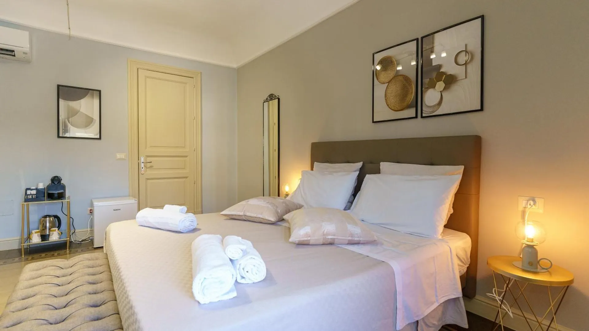 La Finestra Sul Duomo Bed & Breakfast Catania