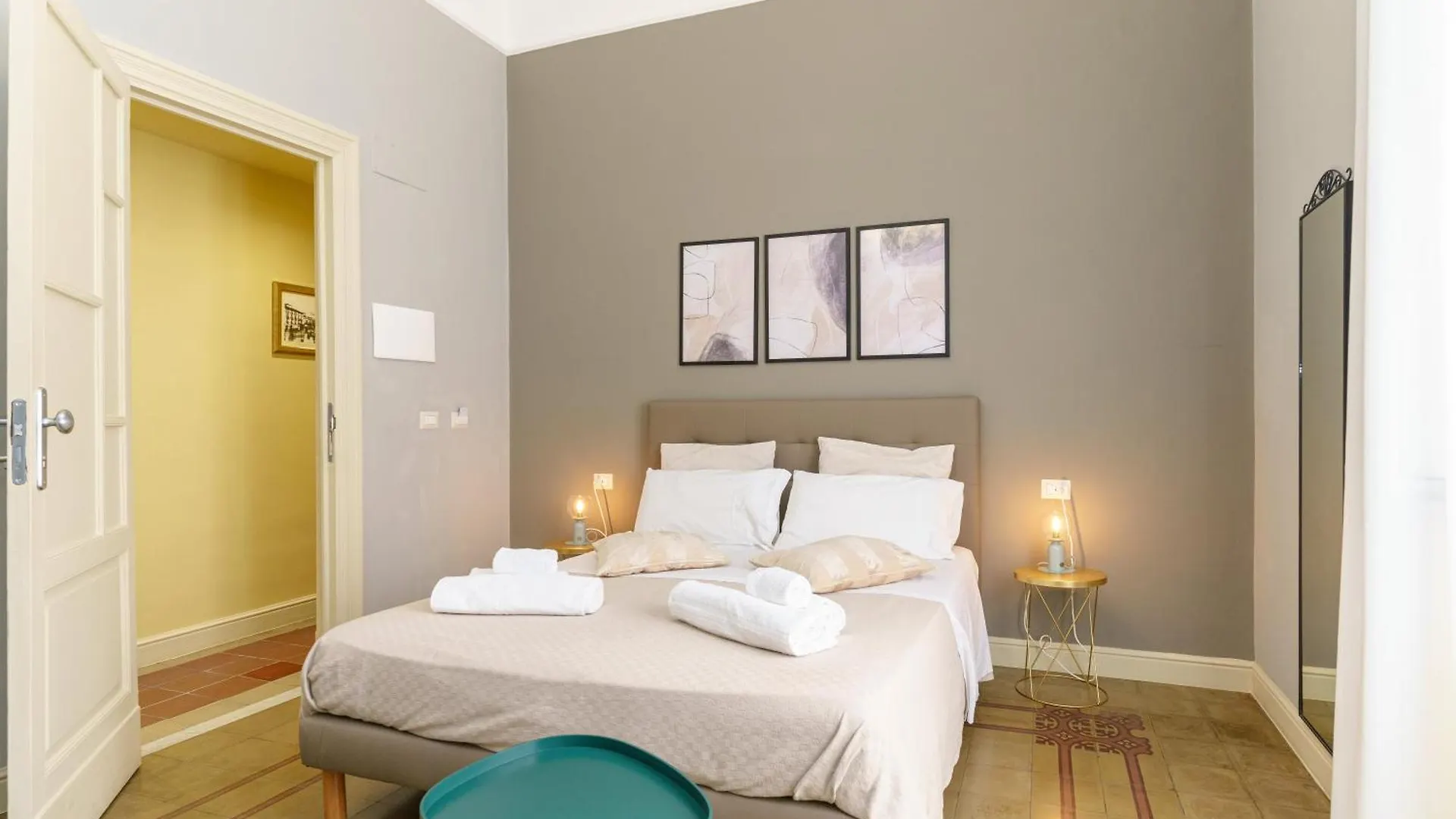 La Finestra Sul Duomo Bed & Breakfast Catania Italy